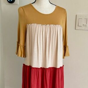 It’s a junior casual outfit size 14 good for autumn season